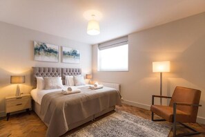 The Old Antique Shop, Holt - Host & Stay