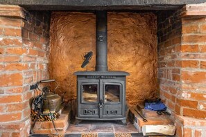 Sand Pit Cottage, Thorpe Market - Host & Stay