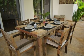Outdoor dining