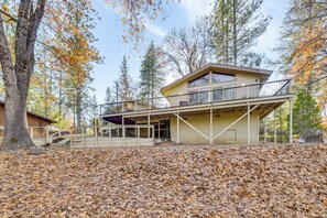 Single-Story House | Self Check-In | 1 Mi to Pine Mountain Lake Golf Course
