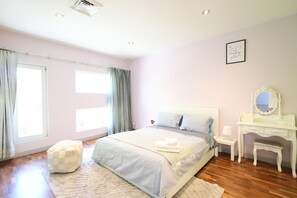 bedroom 4 (1)