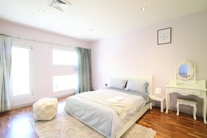 bedroom 4 (1)