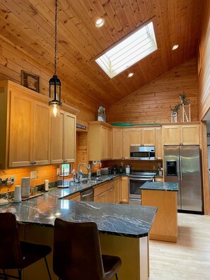Kitchen (1)
