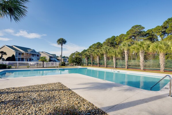 Sunset Beach Vacation Rental | 2BR | 2BA | 954 Sq Ft | Step-Free Access
