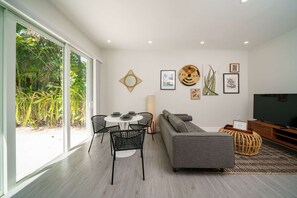 Living &amp; Dining area
