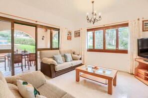 Villa Las Flores image