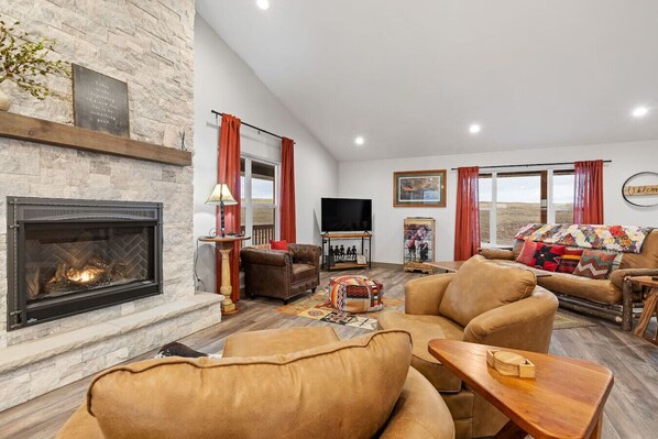Welcome to Pleasant Valley Getaway! A perfect spot to relax and enjoy nature's beauty.