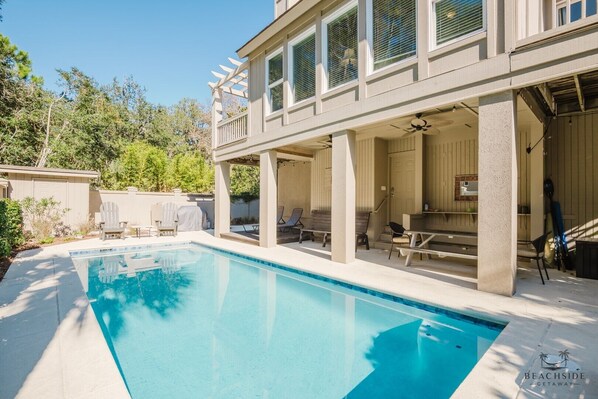 15 Myrtle Pool and Seating