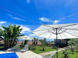 Utomhuspool