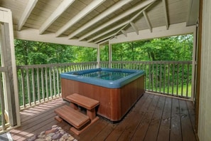 Bain à remous extérieur