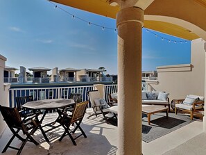 Fourth Floor: Rooftop Deck with Beautiful Gulf and Beach Views