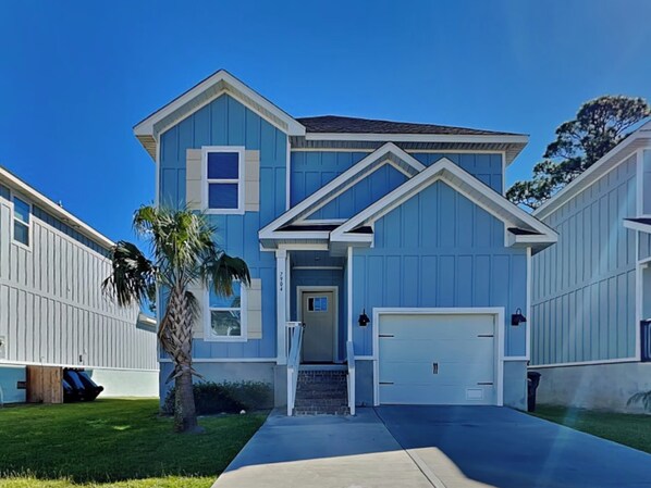 Welcome to Blue Tide Bungalow