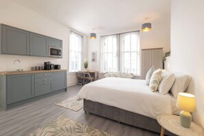 Harbour Point, Ramsgate - Host & Stay