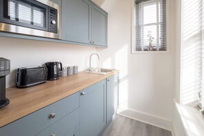 Harbour Lights, Ramsgate - Host & Stay