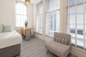 Harbour Rest, Ramsgate - Host & Stay