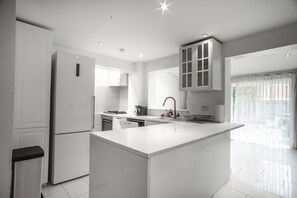 Fully equipped kitchen