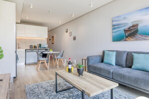 1212 Signal Hill Apartment 3