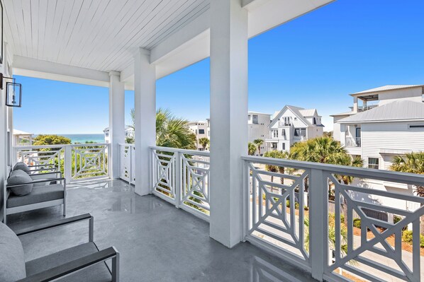 3rd Floor Balcony with Gulf view!
