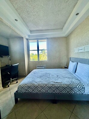Brand new Queen bed