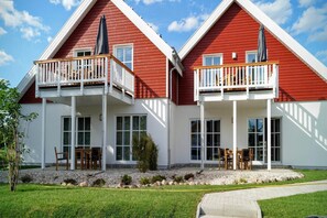 Extérieur maison de vacances [été]