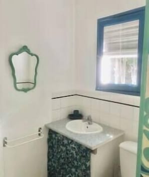 Chambre marine : cÎté cabinet de toilette