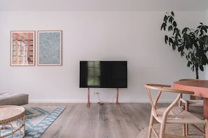 Livingroom (2)