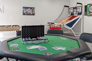 Game Room with Card Table, PAC-MAN, Darts, Basketball, Foosball, Pool etc (1)