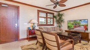 Living room - BT 701