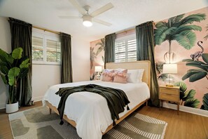Queen Bedroom