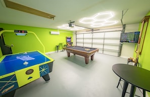 Spielezimmer