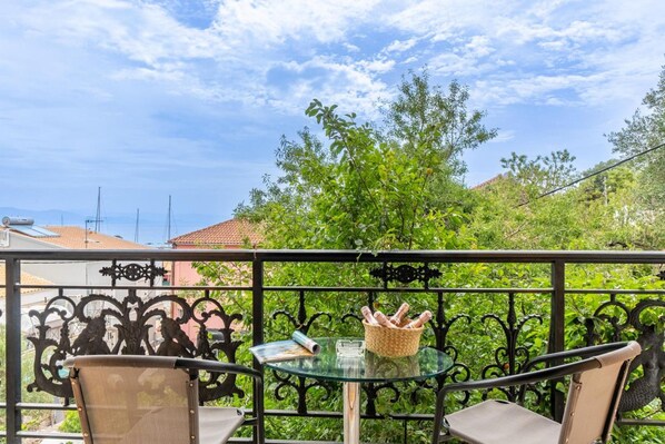 Balcony with sea view