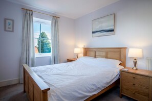 13 Rhodewood House - 2 Bedroom Apartment - Saundersfoot (24510)
