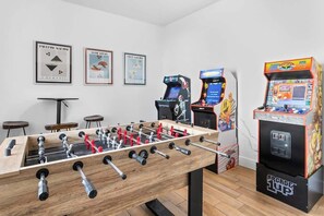 Spielezimmer