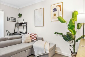 Living room 2