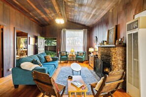 High ceilings and walls with the beautiful original wood hearken to the early years of the Russian River: trains, logging, dance halls, and big band music.