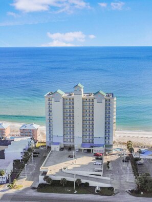 Crystal Shores directly on the beach