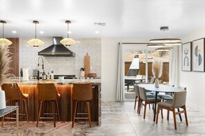 Modern Dining Area with seating for 6, Island with seating for 4  