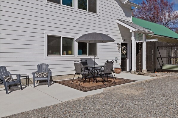 Front Entrance- Outside seating and propane BBQ.