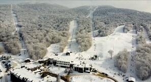 Skidåkning och snöaktiviteter