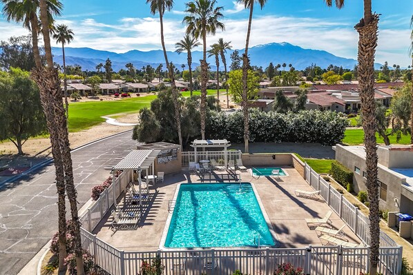 Palm Desert Vacation Rental | 2BR | 2BA | 1,065 Sq Ft | 1 Step to Access