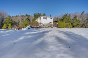 Home Exterior | 13-Acre Property