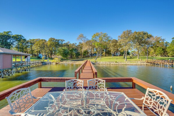 Emory Vacation Rental | 3BR | 2BA | 1,200 Sq Ft | 1 Step to Enter