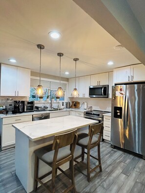 Spacious, fully equipped kitchen.