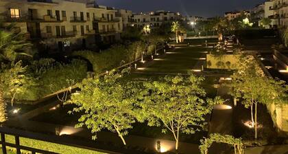 00201014846728 Apartment inside Westown Beverly Hill Compound. Sheikh Zayed