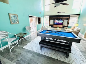 Spielezimmer