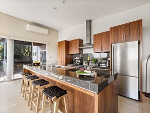 Kitchen, Airconditioning