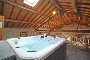 Jacuzzi