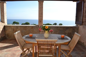 Autumn, Balcony / Terrace / Patio, Spring, Summer, Winter