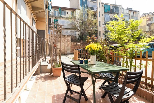 Terrace/patio