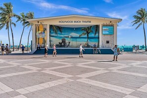Hollywood Beach